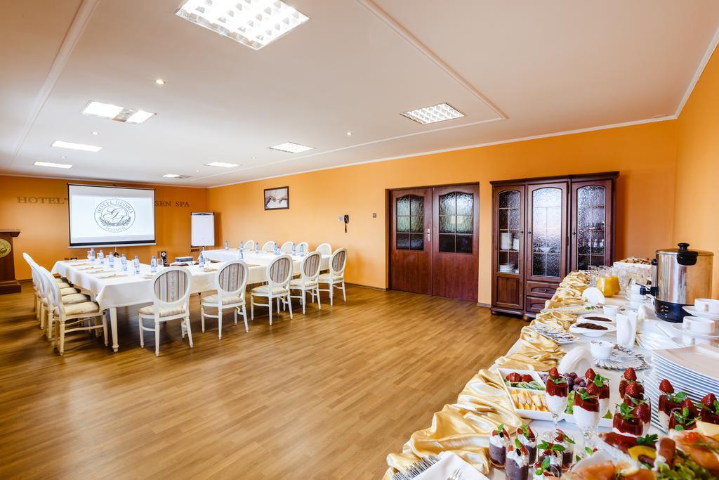 Spa Hotel Gloria Пжемысл Экстерьер фото
