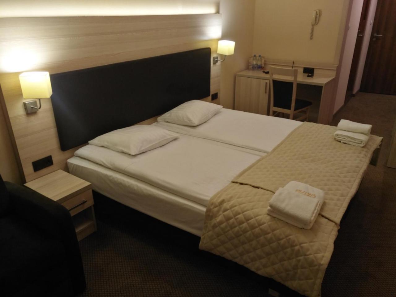 Spa Hotel Gloria Пжемысл Экстерьер фото